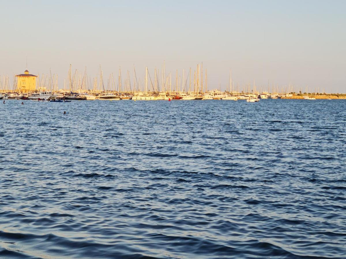 Sol Y Mar Entre Playas Apartamento Torrevieja Exterior foto